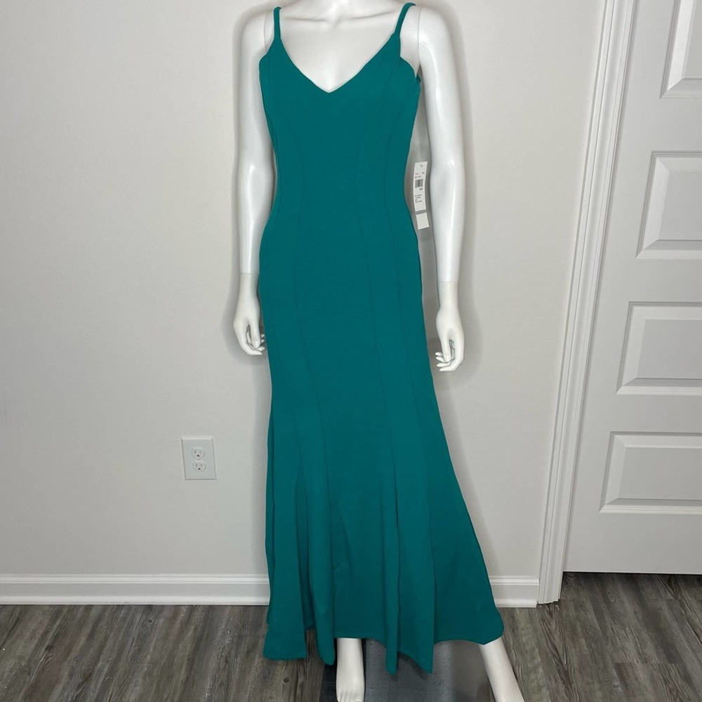 Jump Apparel Women's Junior's Jade Double V Scuba Fitted Formal Trumpet Dress - Picture 2 of 6